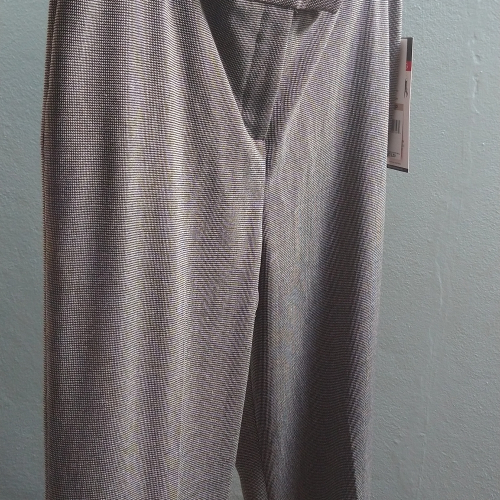Gray dress pants - Picture 4 of 6